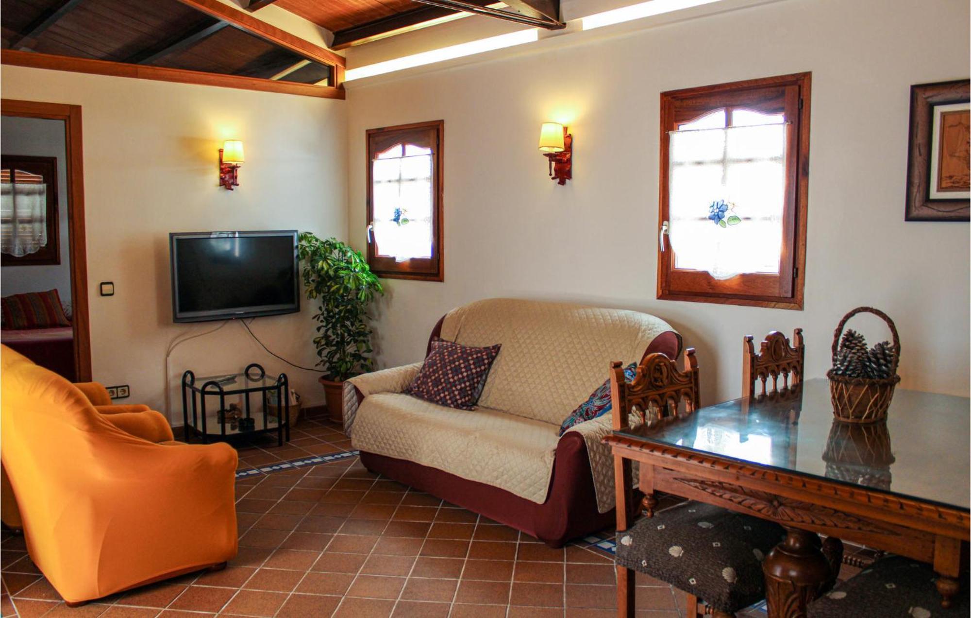 Amazing Apartment In Tossa De Mar With Wifi Bagian luar foto